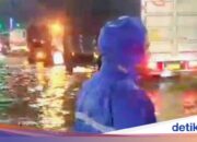 Fünf Unterbezirke in Situbondo wurden von Überschwemmungen heimgesucht, auch die Pantura-Route wurde überschwemmt