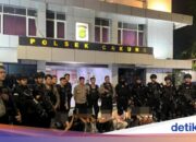 Polizei verhaftet 7 Teenager, die in Ost-Jakarta kämpfen wollen, Sita Samurai