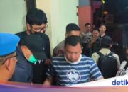 Pati Regent Sudewo wurde von KPK OTT verrechnet und 24 Stunden lang bei der Kudus-Polizei untersucht