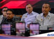 Kind, das extremer Gewalt ausgesetzt ist, plant, den Unterricht in die Luft zu sprengen