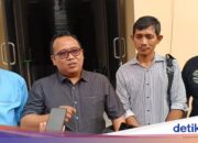 Mass Media IG berichtete, dass Walkot Serang, Direktor, nach seiner Untersuchung seine Stimme öffnet