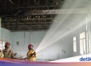 Logistiklager der Islamic Boarding School in Bogor Burns, angeblich aufgrund eines Kurzschlusses