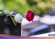 Traurig, wenn ein Polizist stirbt, als er bei der Bewältigung des Erdrutschs in Cisarua von einem TNI-Lastwagen angefahren wird