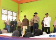 Der koordinierende Minister AHY inspiziert SMPN 1 Karang Baru und stellt die Wiederherstellung nach der Überschwemmung sicher