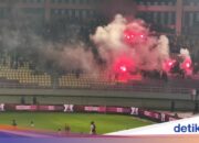 Chaotisches Fußballspiel in Manahan Solo, 23 Anhänger mit Leuchtraketen festgenommen