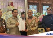 Fadli Zon erhebt seine Stimme, nachdem PB XIV Purbaya gegen Tedjowulans Dekret protestiert