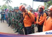 Tag 6 des ATR 42-500 SAR-Einsatzes, gemeinsames Team konzentriert sich auf die Suche nach Opfern