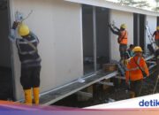 Unterstützen Sie den Bau von Notunterkünften in Aceh Tamiang, PLN hilft beim Anschluss an die Stromversorgung