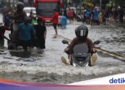 45 RT-21-Straßen immer noch überflutet