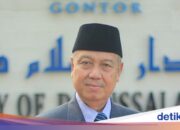 Pondok-Gontor-Anführer KH Amal Fathullah Zarkasyi stirbt und wird morgen begraben