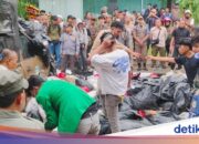 Gegen sein Büro wurde protestiert, bis es mit Müll „überflutet“ wurde, verspricht die Stadtverwaltung von South Tangerang, aufzuräumen