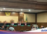 Ignasius Jonan reiste zur Behandlung ins Ausland und war als Zeuge im Rohölprozess abwesend