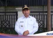 Nicht lizenzierte Joggingstrecke am Situ Tujuh Muara Depok wurde abgebaut