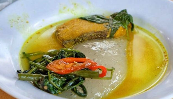 6 Alasan Loe Harus Makan Papeda, Nomor 3 Paling Beda!!